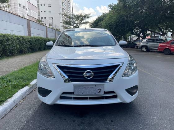 NISSAN VERSA 1.0 12V FLEX 4P MANUAL NISSAN VERSA 1.0 12V FLEX 4P MANUAL